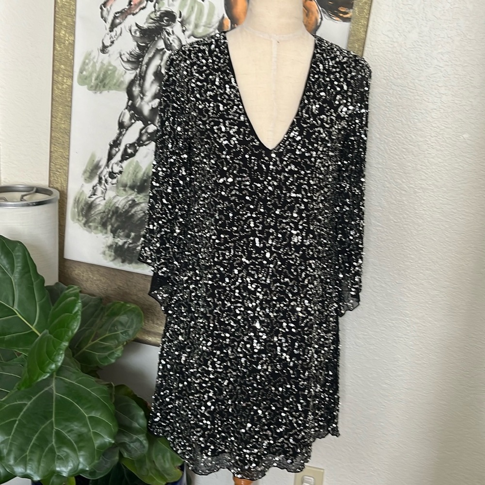 Exquisite Alice and Olivia XS MAKE AN OFFER!!